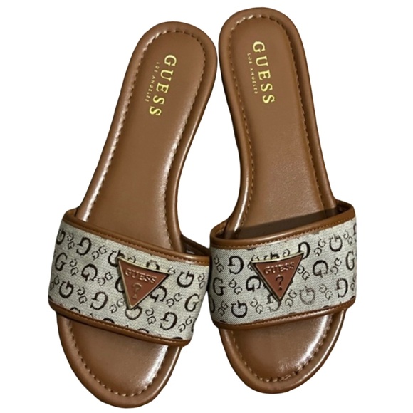 Guess Shoes - Guess Slides Brown Logo